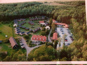 Гостиница Hälluddens Stugby och Vandrarhem  Бюкселкрок